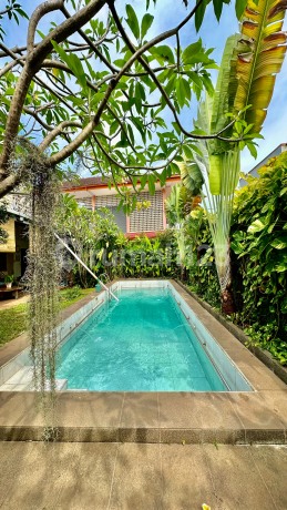 Rumah Tropical Modern Resort Di Lebak Bulus Dekat MRT Rumah Tropical Modern Resort Di Lebak Bulus Dekat MRT