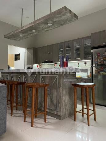 Ready-to-Occupy House in a Prime Cinere Complex, Furnished Ready-to-Occupy House in a Prime Cinere Complex, Furnished