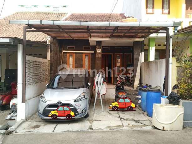 Dijual Rumah Siap Huni Murah Didalam Komplek Cimahi Utara Dijual Rumah Siap Huni Murah Didalam Komplek Cimahi Utara