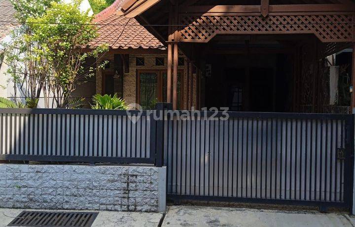 Rumah 2,5 LT Persada Kemala Galaxy Bekasi 