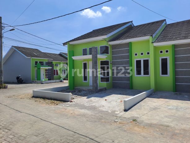 Ready-to-Occupy House Citra Pesona Pelangi, Makassar City