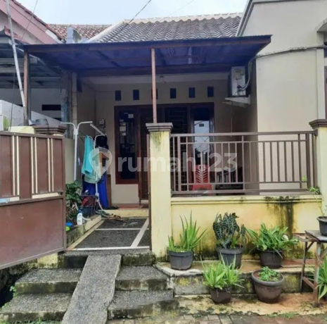 Rumah Siap Huni Dalam Komplek Nyaman dan Asri Deket Bintaro
