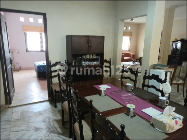 Dijual Rumah Asri dan Tenang Lokasi Di Komplek IKPN, Bintaro