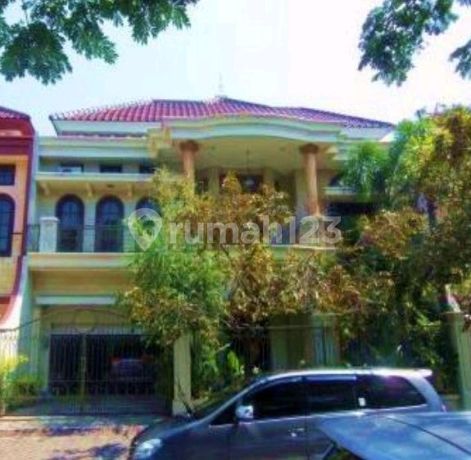 Dijual Rumah Central Park Semolowaru