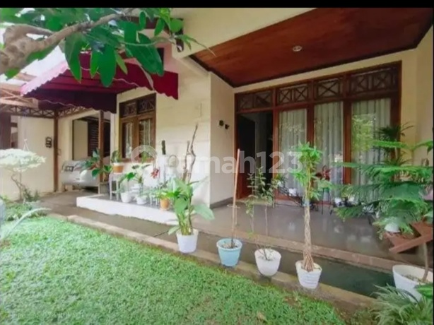 Serene Home In Taman Rempoa Indah Housing Complex, South Tangerang