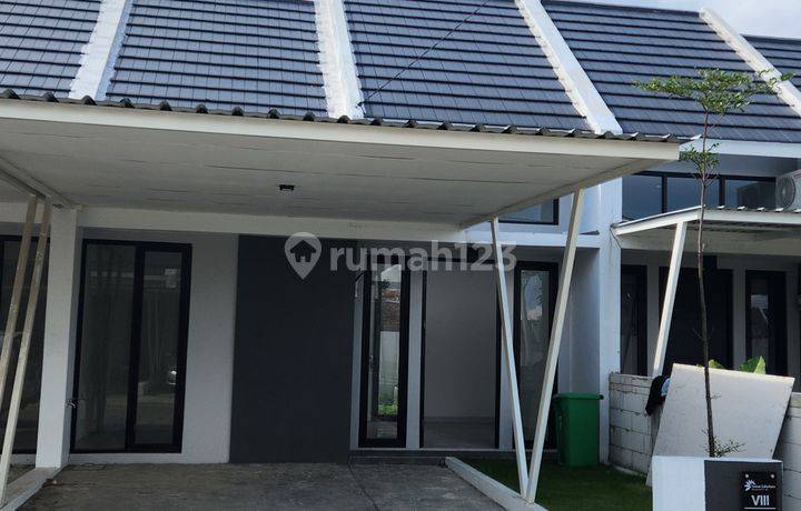 Rumah Taman Sukodono Regency Dekat Breeze Icon