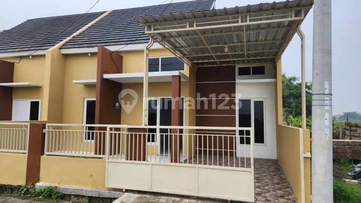 Rumah Baru 1 Bulan Bisa Ditempati Pillar Suruh