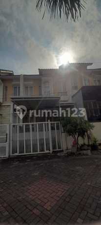 2-Story House Near Brawijaya University Graha Mulia Malang 2-Story House Near Brawijaya University Graha Mulia Malang