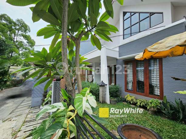 Rumah di Kompleks Lebak Bulus Indah, Hanya 5 Menit Ke Rs Mayapada Rumah di Kompleks Lebak Bulus Indah, Hanya 5 Menit Ke Rs Mayapada