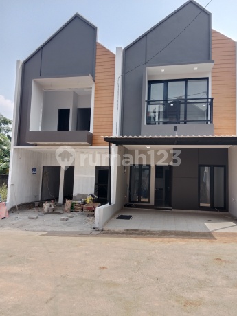 Rumah 3 Kamar Tidur Dekat Ke Pintu Tol Cibubur Jakarta Timur