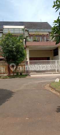 Affordable Luxury Flood-Free House in Kemang Pratama 1