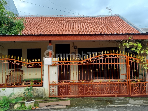 Elegant House For Sale Cheap Flood-Free In Taman Pulogebang Indah, Cakung