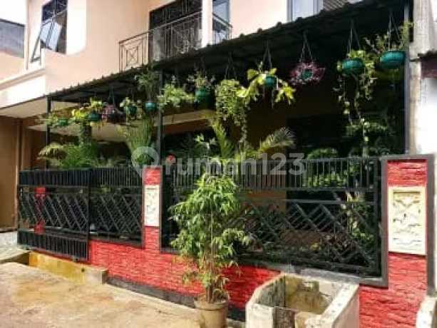 Jual Murah Siap Huni di Delta Pekayon, Galaxy