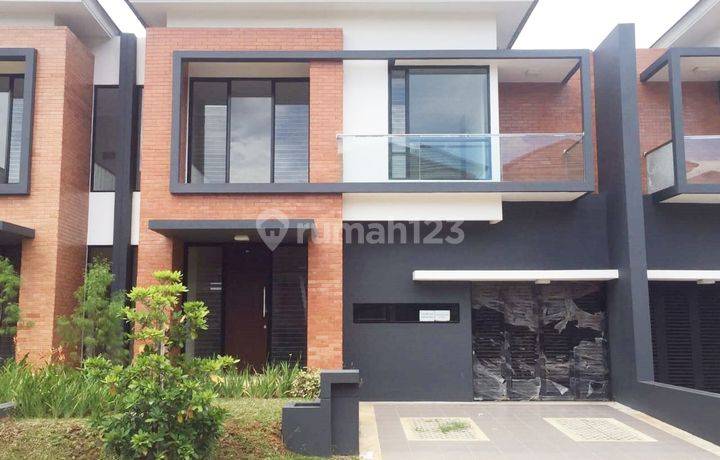 Rumah di Discovery Flamine Bintaro Jaya Siap Huni Sektor 9