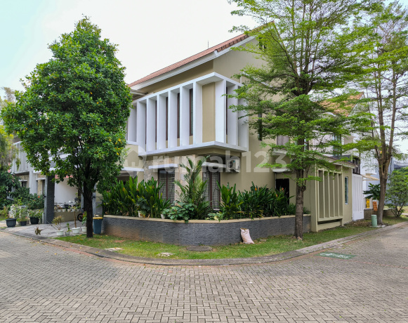 Rumah posisi hoek siap huni di Discovery Conserva Bintaro