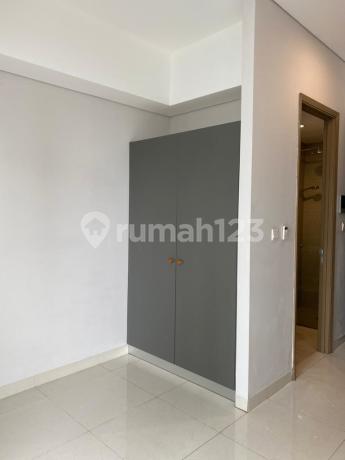 For Rent Orchid Garden Residence Apartment Studio Semi-Furnished For Rent Orchid Garden Residence Apartment Studio Semi-Furnished