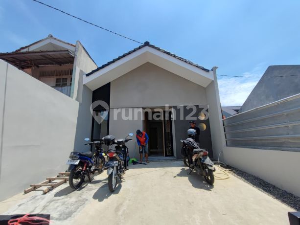 Rumah Japan Style Komplek Kopo Permai Dekat Gerbang Tol Kopo