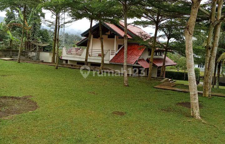 Villa Di Bogor Asri Sejuk Air Melimpah View Gunung