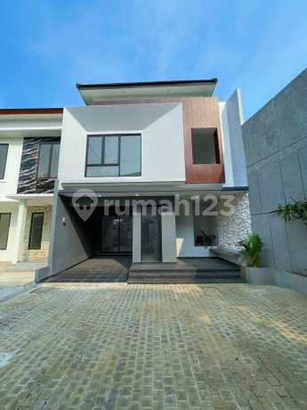 Rumah Baru Bangun di Parigi Bintaro Residence, Open Space