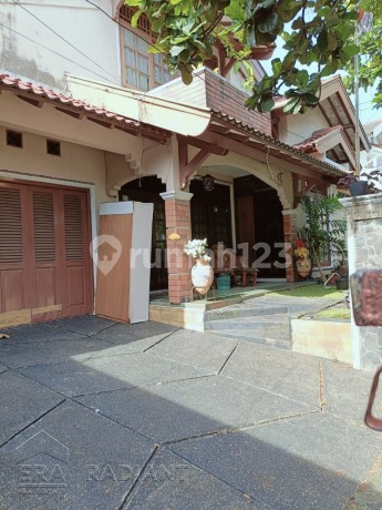 Rumah Strategis 2 Lantai Bintaro Sektor 5, Komplek Perkici