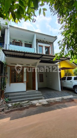 Dijual Rumah Minimalis Modern di Griya Aviva, Ciputat