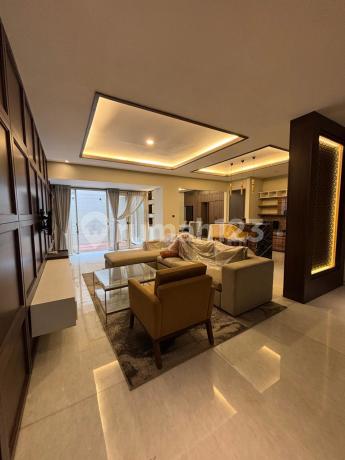 Rumah Mewah Siap Huni di Serenia Hills (Fully Furnished) Rumah Mewah Siap Huni di Serenia Hills (Fully Furnished)
