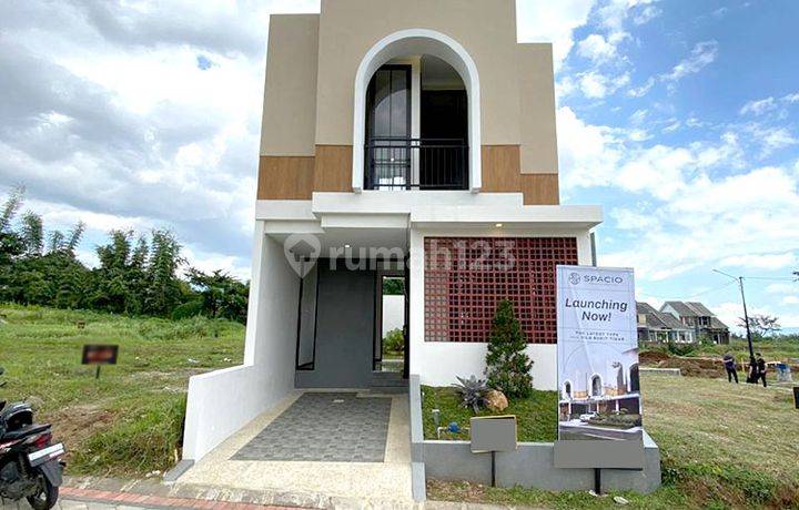 Rumah Baru 2 Lantai Minimalis Modern Lokasi Strategis Di Villa Bukit Tidar Spacio