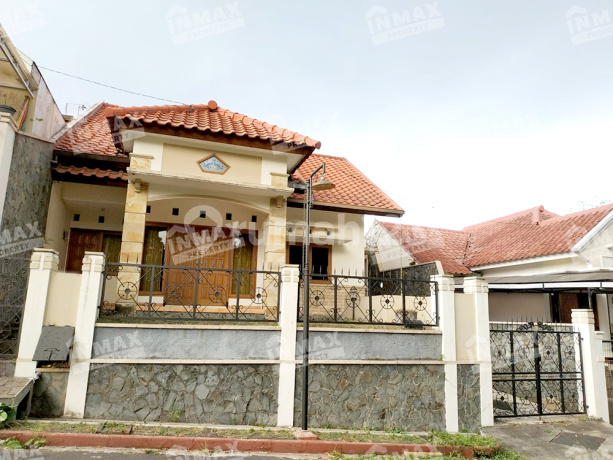 Rumah Semifurnished Minimalis Lokasi Strategi Di Puncak Dieng, Malang Rumah Semifurnished Minimalis Lokasi Strategi Di Puncak Dieng, Malang