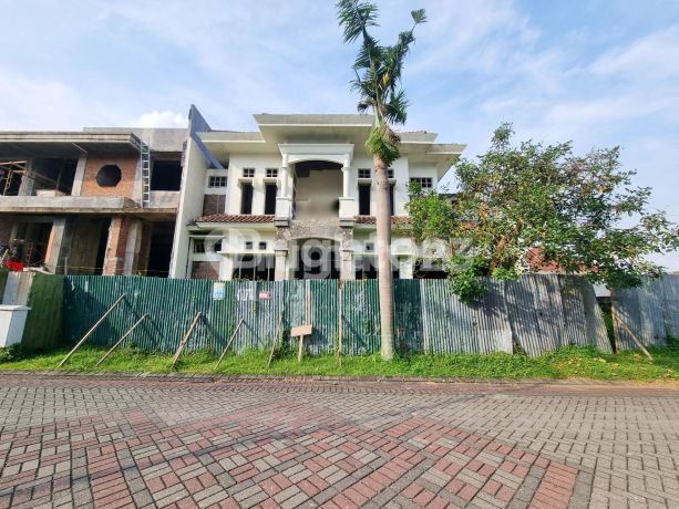 RUMAH HITUNG TANAH VILLA BUKIT REGENCY 2 PAKUWON INDAH dekat clubhouse, mall, pusat bisnis dan komersial RUMAH HITUNG TANAH VILLA BUKIT REGENCY 2 PAKUWON INDAH dekat clubhouse, mall, pusat bisnis dan komersial