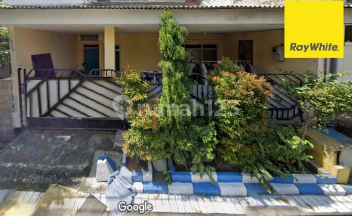 Dijual Rumah 2 lantai di Jl Wisma Bungurasih Sidoarjo
