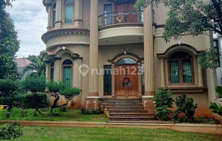 Dijual rumah bagus 3 lantai Taman Senayan Bintaro
