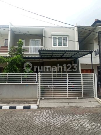 Jual Cepat Rumah Metro Permata, 2 Lantai, Bagus