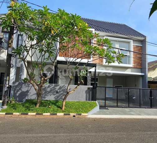 Rumah 2 Lantai, SHM, Maleo Residence di Sektor 9-Bintaro,