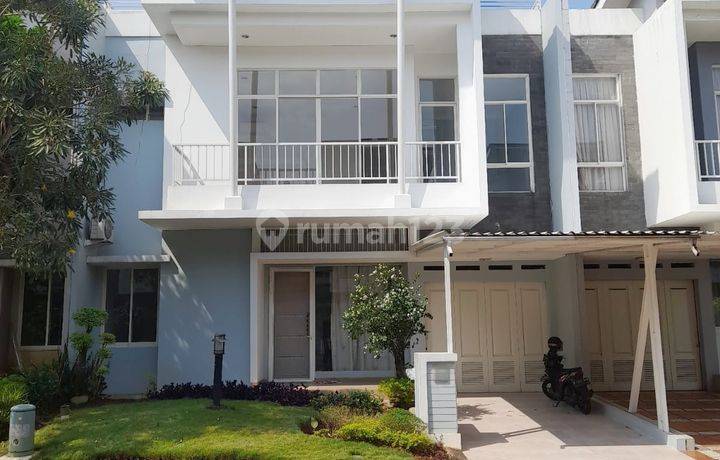 Rumah 2 Lantai Semi Furnished Di Cluster Grisea The Spring