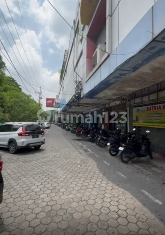 Ruko Rmi Ngagel.jaya Selatan. 4.5x15./ 4 Lantai Parkir Luas Strategis Ruko 67.0 m² HGB