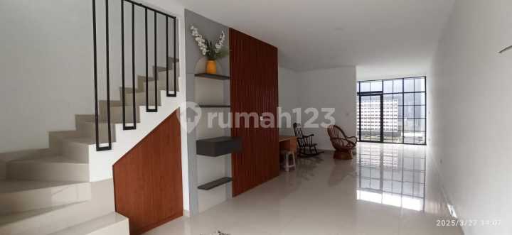 Jual Rumah Baru Sayap Kota Baru Parahyangan