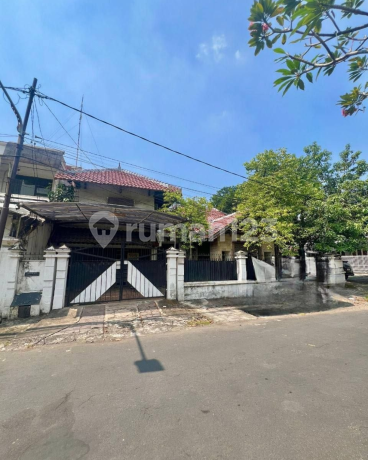 Rumah Hoek Hitung Tanah - Rungkut Asri Utara Surabaya Timur