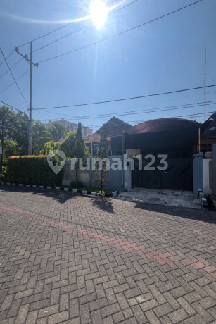 Dijual Cepat - Rumah Hitung Tanah Manyar Kartika Surabaya Timur