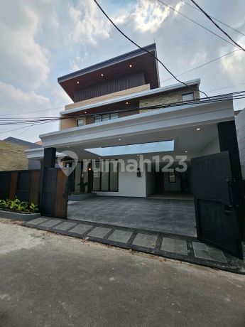 Brand New House Ready to Occupy in Radio Dalam Complex South Jakarta