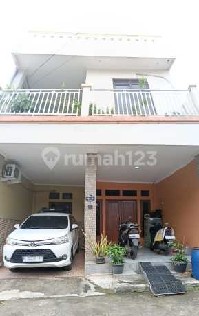 Rumah Dekat Stasiun di Komp Grande Kencana Cibinong Bogor Jabar