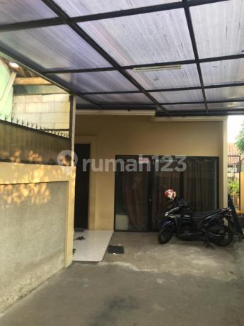 Large Land Area House Adjacent to Sector 7 Bintaro in Pondok Jaya