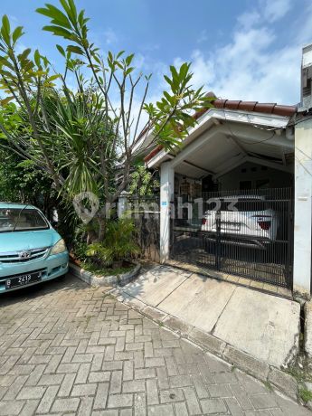 Dijual Rumah Uk 10x15 di Komplek bangun reksa indah 2 Karang Tengah Ciledug Asri Jalan Lebar Strategis Bebas Banjir Hub Thanty 0811108xxxx