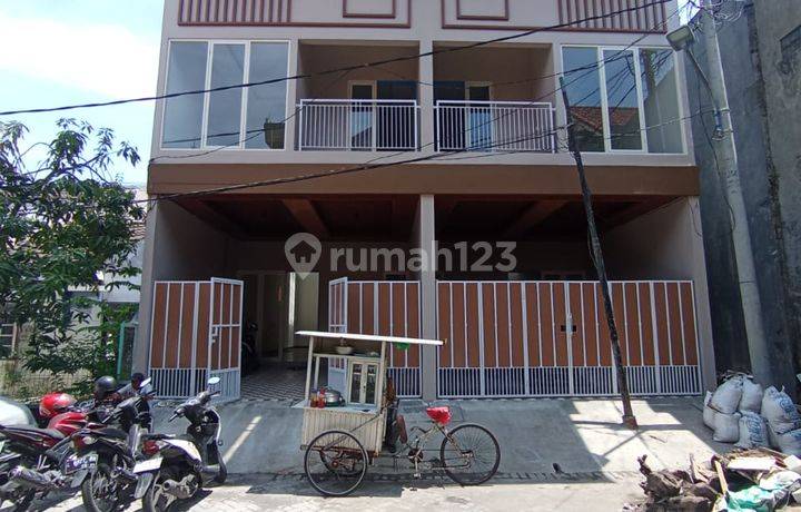 Jual Rumah Baru 2 Lantai Babatan Pilang Surabaya