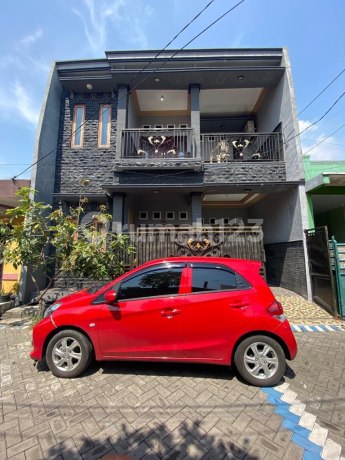 Rumah Bagus 4 Kamar Siap Huni di Bluru Permai Sidoarjo