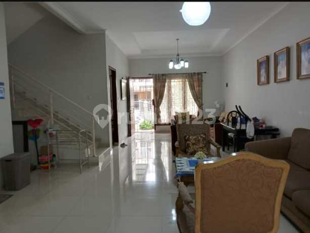 Rumah Bagus Metro Permata Tangerang 2 Lantai Uk 8x18 Shm, Selatan Rumah Bagus Metro Permata Tangerang 2 Lantai Uk 8x18 Shm, Selatan