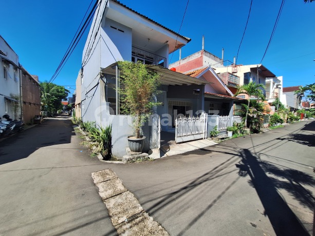 Rumah 2 Lantai, Pjmi Bintaro Dekat Stan Rumah 2 Lantai, Pjmi Bintaro Dekat Stan