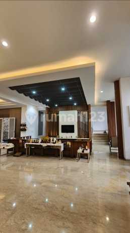 Rumah Mewah Pik Luas 580M2 Posisi Hoek Ada Private Pool