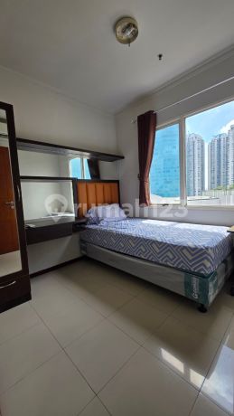 Disewakan Apartemen Royal Medit 2 Bedrooms Best View Fireworks Central Park Mall di Tanjung Duren Jakarta Barat
