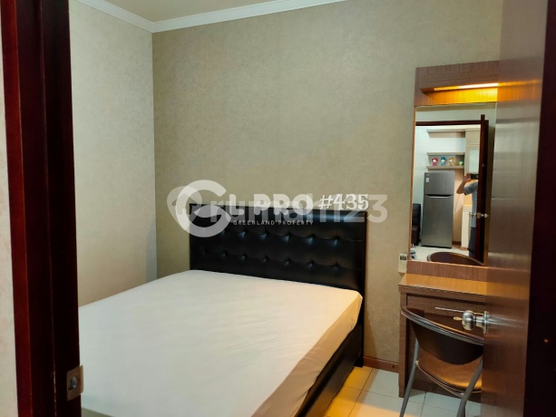 Apartement Mediterania Garden Residence 2 2 BR Furnished Bagus