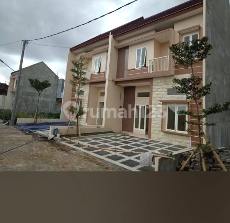 DEWI- DiJual Rumah di CLUSTER CENGGER AYAM RESIDENCE JL CENGGER AYAM DALAM III KEL.TULUSREJO-KEC.LOWOKWARUKOTA MALANG 